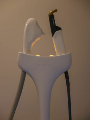 RUNWAY-LASER GENESIS SIGNATURE
